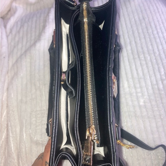 Bebe Elegant  Black Quilted Handbag NWT - Picture 7 of 7